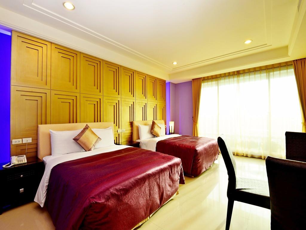 Tranquil Sea Vacation Hotel Kenting Esterno foto