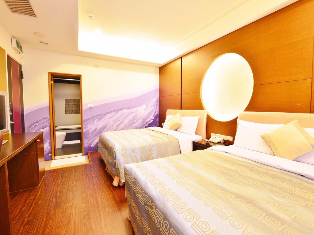 Tranquil Sea Vacation Hotel Kenting Esterno foto