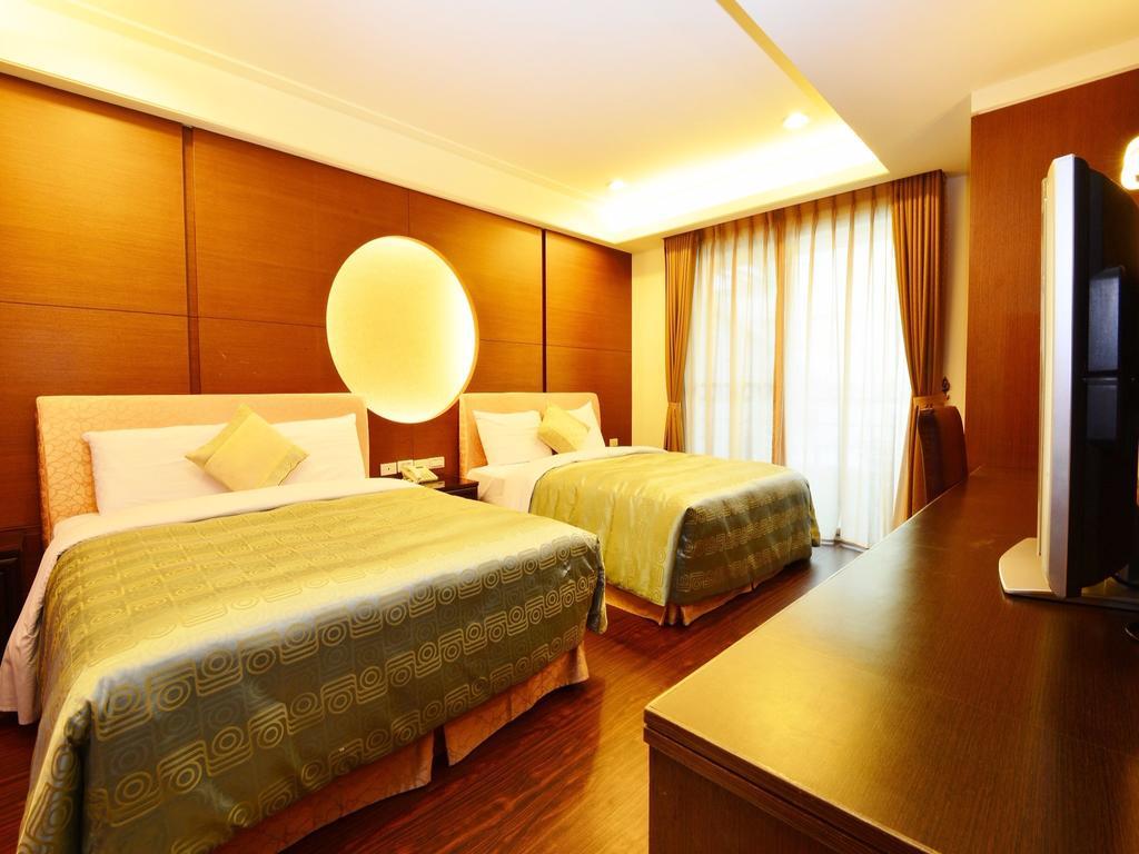 Tranquil Sea Vacation Hotel Kenting Esterno foto
