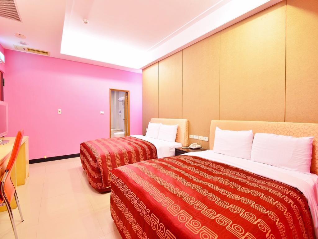 Tranquil Sea Vacation Hotel Kenting Esterno foto