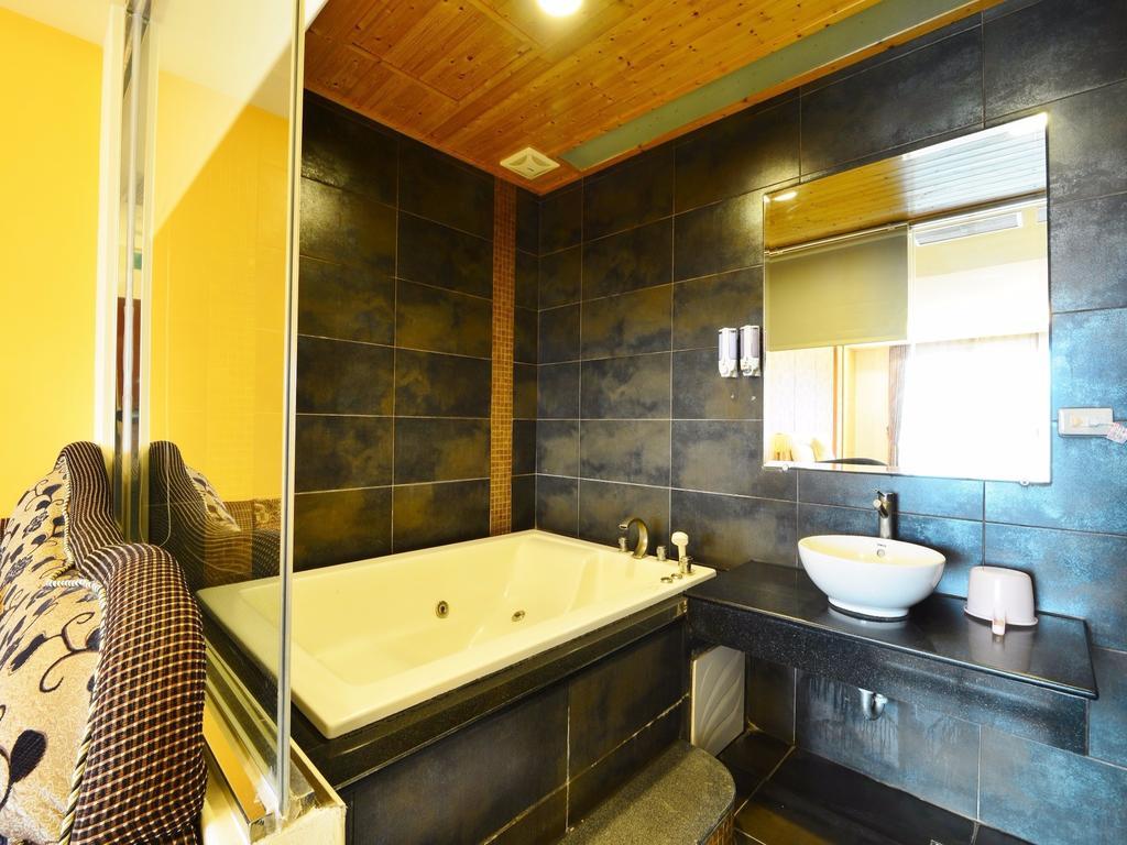Tranquil Sea Vacation Hotel Kenting Esterno foto