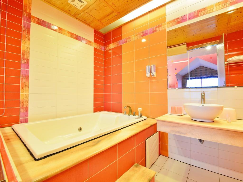 Tranquil Sea Vacation Hotel Kenting Esterno foto