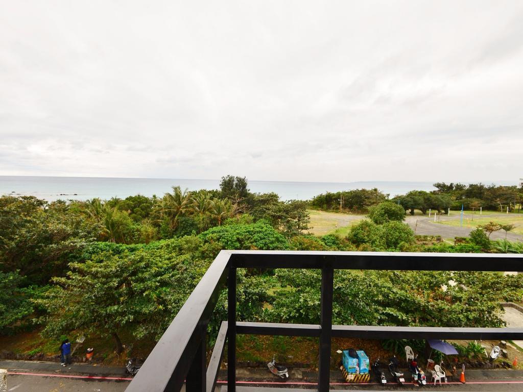 Tranquil Sea Vacation Hotel Kenting Esterno foto