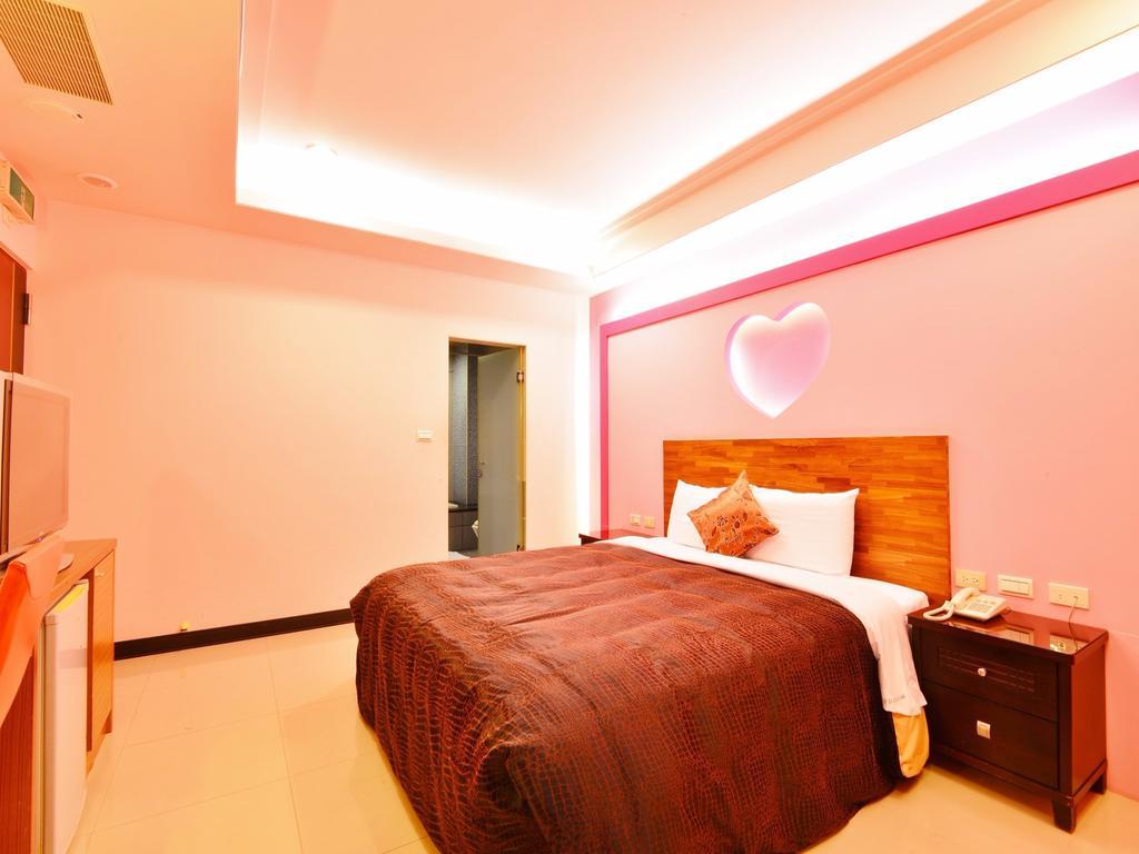 Tranquil Sea Vacation Hotel Kenting Esterno foto