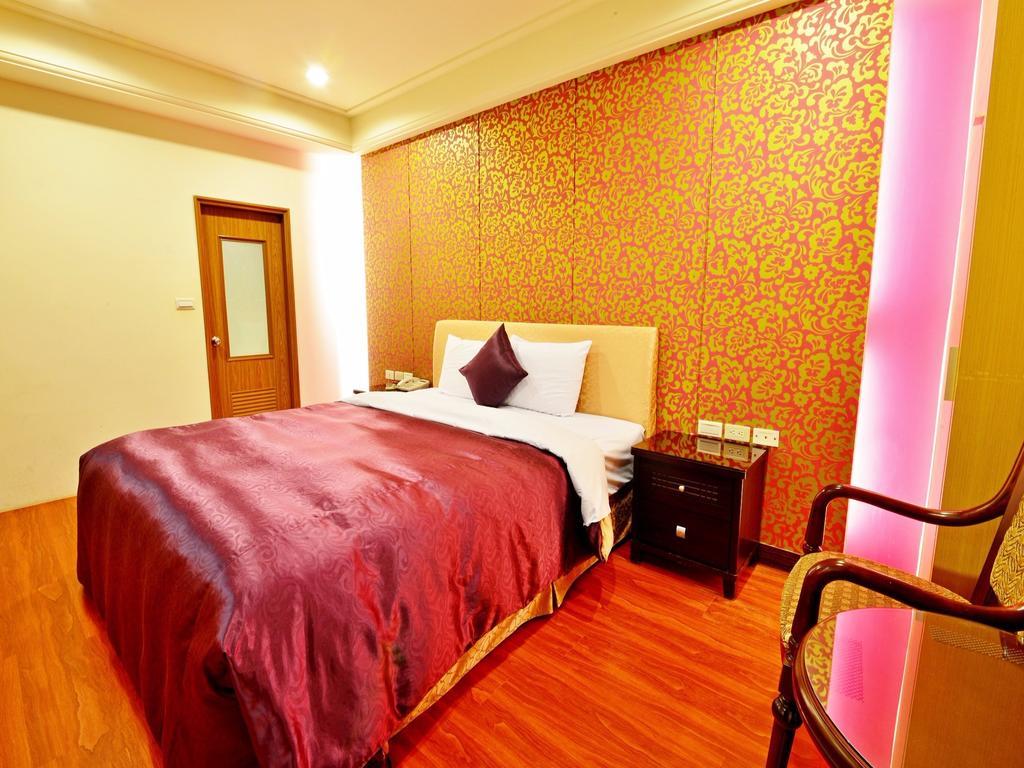 Tranquil Sea Vacation Hotel Kenting Esterno foto