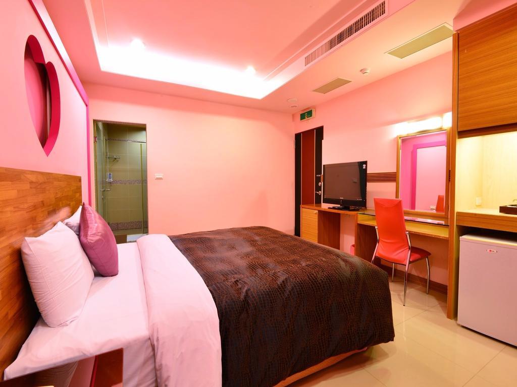 Tranquil Sea Vacation Hotel Kenting Esterno foto