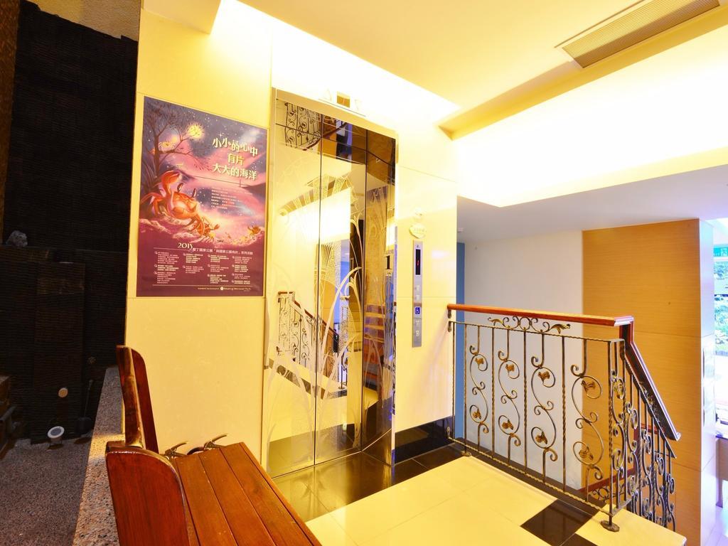 Tranquil Sea Vacation Hotel Kenting Esterno foto